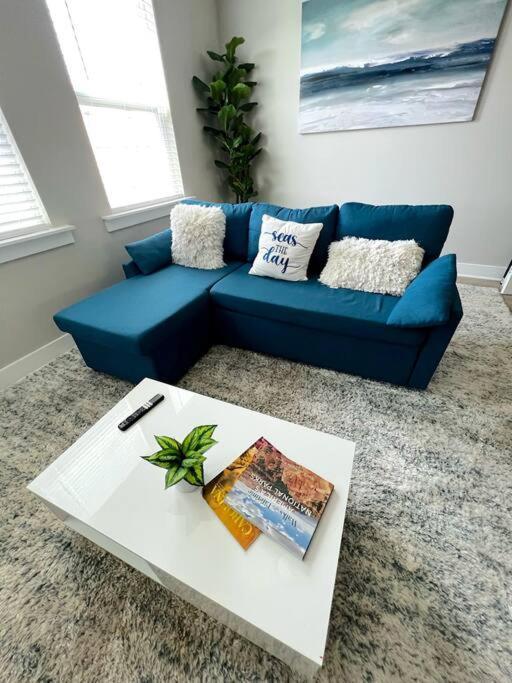Brand New Build 10 Min- Uptown Villa Charlotte Exterior foto